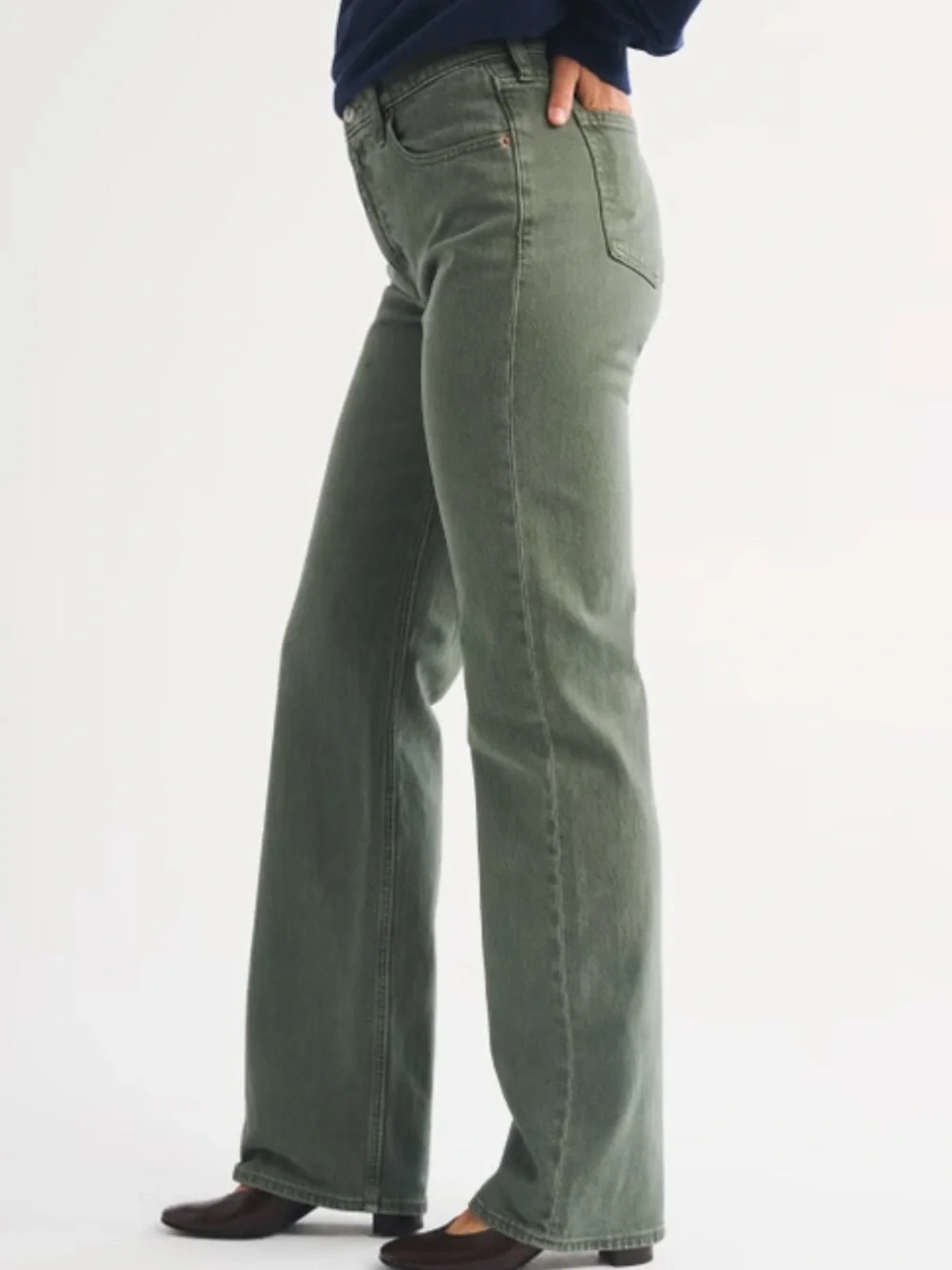 A&F High Rise 90’s Relaxed Jean